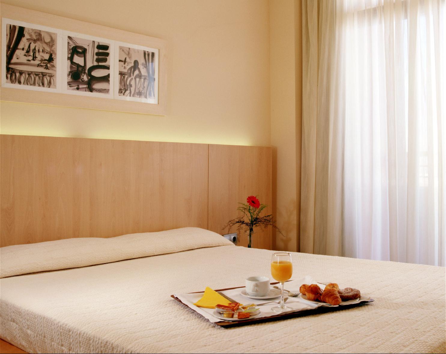 Advise Hotels Reina Vera Zewnętrze zdjęcie