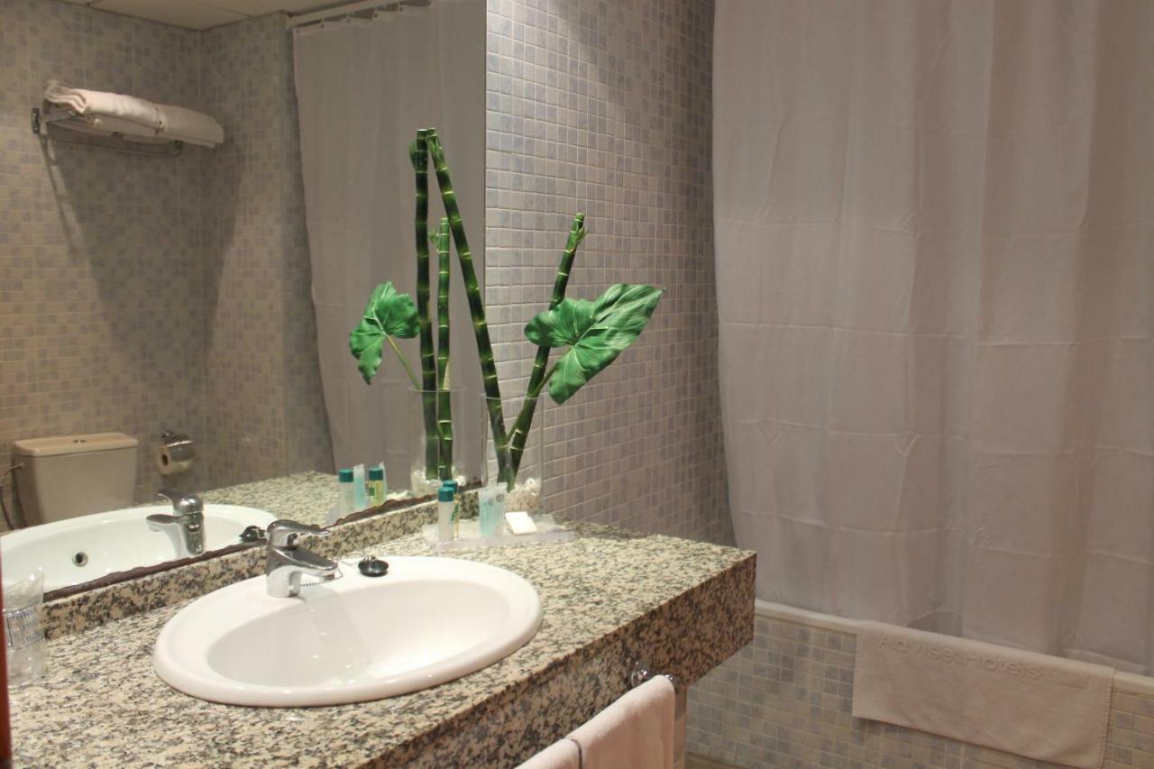 Advise Hotels Reina Vera Zewnętrze zdjęcie